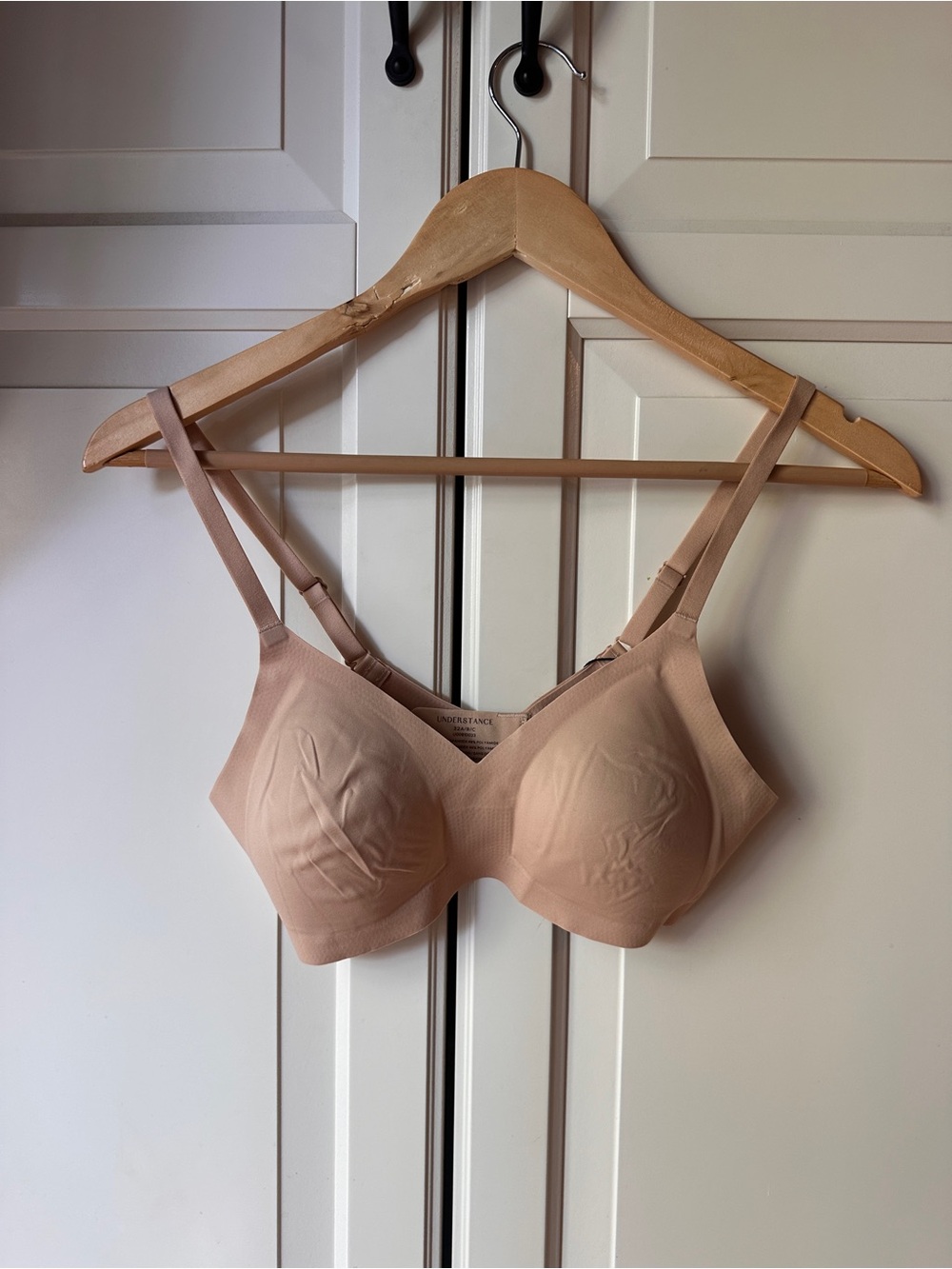 Understance Light ‘n free wireless Demi T-Shirt Bra with Adjustable Straps NWT
